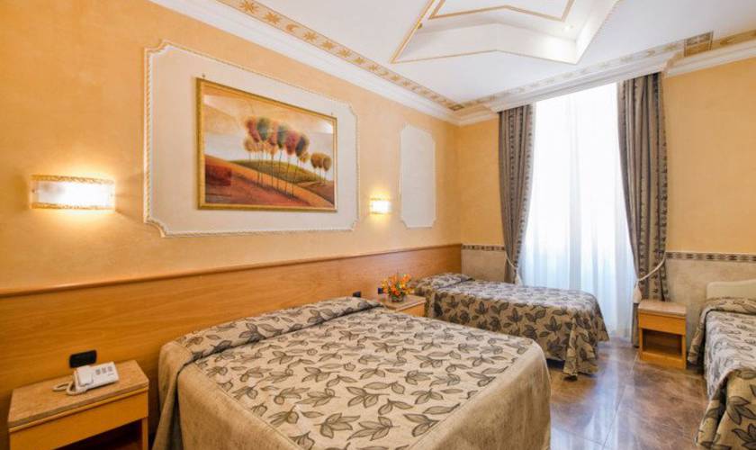 Quarto familiar Hotel Marco Polo Roma