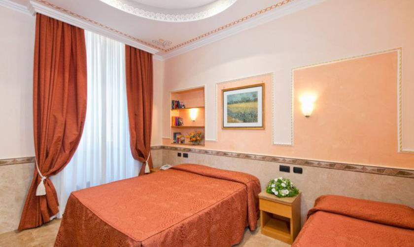 Quarto triplo Hotel Marco Polo Roma