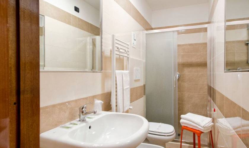 Camera quadrupla Hotel Marco Polo Roma Camera quadrupla Hotel Marco Polo Roma
