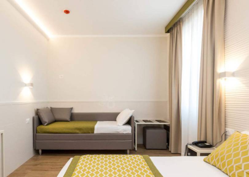 Habitación triple superior Hotel Marco Polo Roma Habitación triple superior Hotel Marco Polo Roma